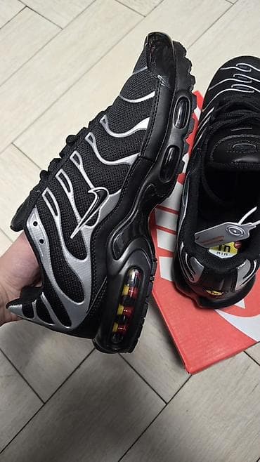 Nike Air Max Plus (TN) patike – crno/srebrne - Ikoničan Air Max Plus na lalafo.rs — 5 Nike Air Max Plus (TN) patike – crno/srebrne - Ikoničan Air Max Plus — 5