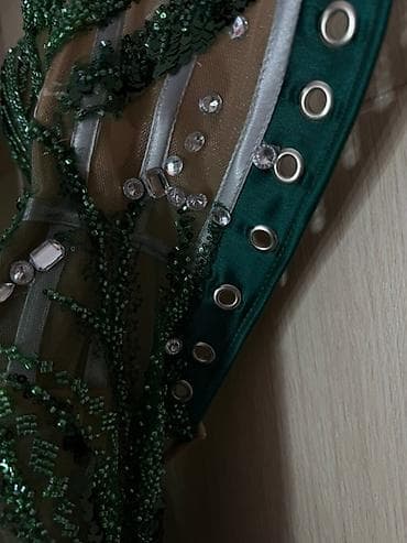 Ekskluzivna mini svečana haljina – Nikola Velickovic Dress - Model na lalafo.rs — 2 Ekskluzivna mini svečana haljina – Nikola Velickovic Dress - Model — 2