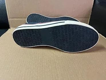 *** SUPER AKCIJA *** #2260 Patike Tommy Hilfiger - Vic; Dobor očuvane na lalafo.rs — 7 *** SUPER AKCIJA *** #2260 Patike Tommy Hilfiger - Vic; Dobor očuvane — 7