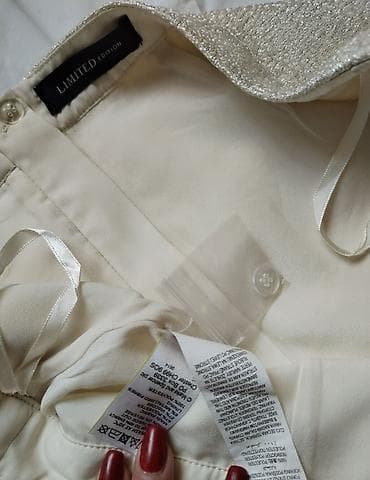 Marks Spencer sjajnog krem materijala u velicini 42/XL. Perfektno na lalafo.rs — 5 Marks Spencer sjajnog krem materijala u velicini 42/XL. Perfektno — 5