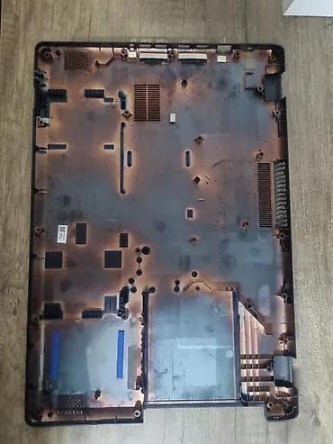 Donje kuciste za Acer Aspire E17 ES1-711.
✨ Ispravno na lalafo.rs Donje kuciste za Acer Aspire E17 ES1-711.
✨ Ispravno