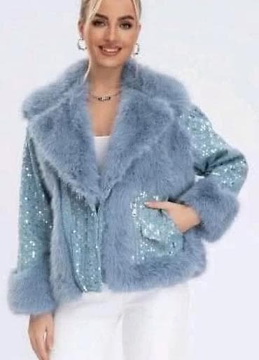 Ženska kratka jakna sa štrasom i bogatim veštačkim krznom - Model na lalafo.rs — 2 Ženska kratka jakna sa štrasom i bogatim veštačkim krznom - Model — 2