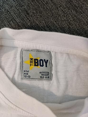 Bela majica kratkih rukava za dečake TRN BOY. - Veličina/uzrast na lalafo.rs — 2 Bela majica kratkih rukava za dečake TRN BOY. - Veličina/uzrast — 2
