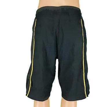 Šorc nike, vel. M marka: nike veličina: m materijal: poliester 100% at lalafo.rs — 4 Šorc nike, vel. M marka: nike veličina: m materijal: poliester 100% — 4