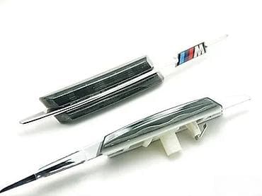 Transport: Bmw led zmigavci M look. Led migavac zmigavac za Bmw - M look, Pase na at lalafo.rs — 2 Transport: Bmw led zmigavci M look. Led migavac zmigavac za Bmw - M look, Pase na — 2