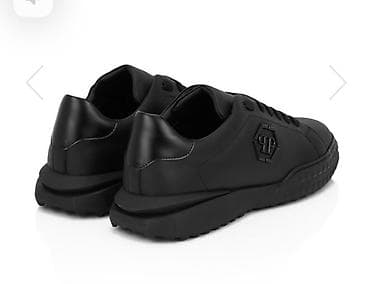 PHILIPP PLEIN Nappa Leather Low-Top Sneakers Hexagon vel.44 NOVO
LAES na lalafo.rs — 2 PHILIPP PLEIN Nappa Leather Low-Top Sneakers Hexagon vel.44 NOVO
LAES — 2