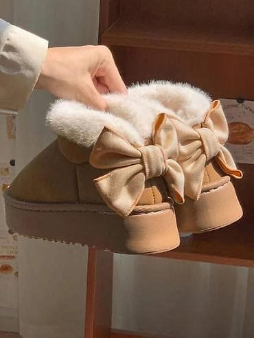 Ugg obuća 41 na lalafo.rs — 6 Ugg obuća 41 — 6