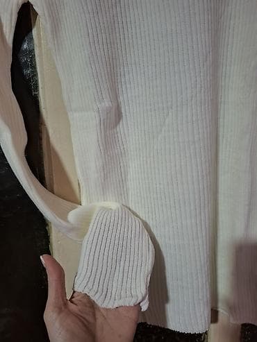 zenske broj: Beli ženski rebrasti džemper sa dugim rukavima i dekorativnim at lalafo.rs — 2 zenske broj: Beli ženski rebrasti džemper sa dugim rukavima i dekorativnim — 2