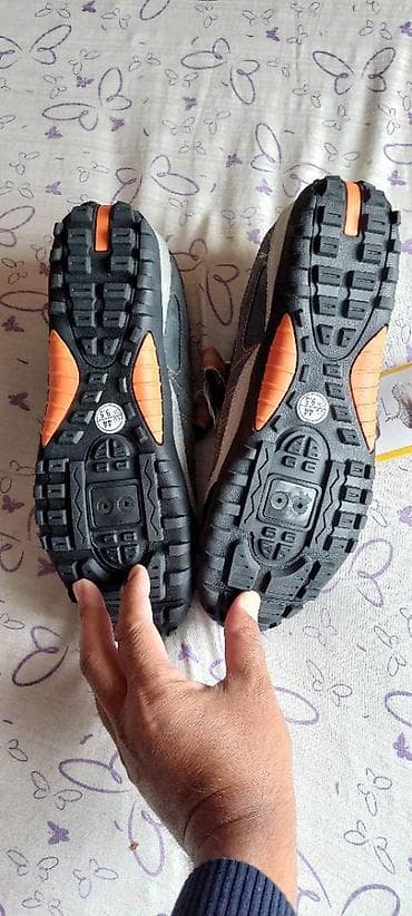 Equipment for cyclists: Nove patike za bicikliste kontakt at lalafo.rs — 6 Equipment for cyclists: Nove patike za bicikliste kontakt — 6