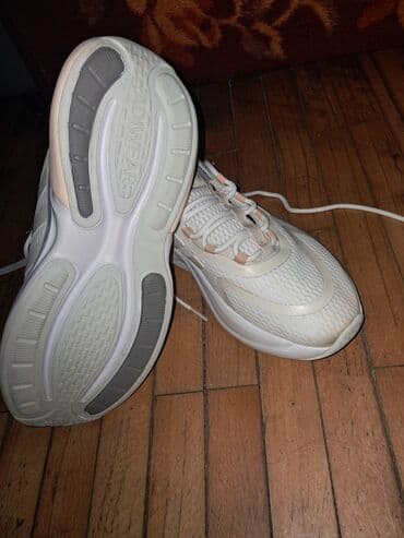 Adidas, 41, bоја - Bela na lalafo.rs Adidas, 41, bоја - Bela