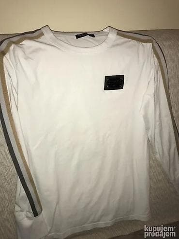 Original Dolce &Gabbana duks M Made in Italy 98% cotton 2% na lalafo.rs — 1 Original Dolce &Gabbana duks M Made in Italy 98% cotton 2% — 1