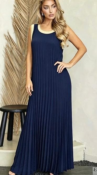 04. Plisirana haljina 2.600 dinara A na lalafo.rs 04. Plisirana haljina 2.600 dinara A