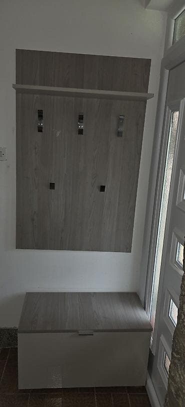 Furniture: Na prodaju predsoblja ELEGANCE LINE, u kombinaciji komoda-mini at lalafo.rs — 4 Furniture: Na prodaju predsoblja ELEGANCE LINE, u kombinaciji komoda-mini — 4