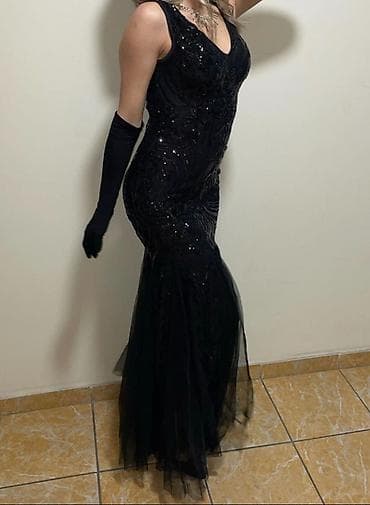 Elegantna duga crna večernja haljina sa šljokicama - Kroj: uska na lalafo.rs Elegantna duga crna večernja haljina sa šljokicama - Kroj: uska