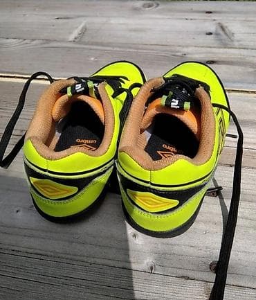 Umbro patike za fudbal br. 31,kao nove na lalafo.rs — 8 Umbro patike za fudbal br. 31,kao nove — 8
