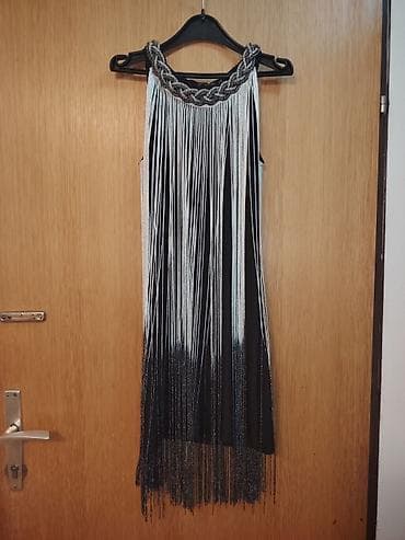 kom sa etiketom: Haljina sa resama OLGER, veličina S/M. - Model: midi haljina bez at lalafo.rs — 1 kom sa etiketom: Haljina sa resama OLGER, veličina S/M. - Model: midi haljina bez — 1