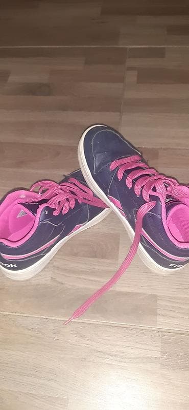 Patike ribok riginal 33broj bez ostecenja at lalafo.rs — 2 Patike ribok riginal 33broj bez ostecenja — 2