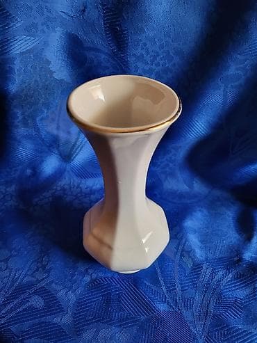 Home Decor: Vaza nova Apro porcelan 70te. Porcelanska vaza nova at lalafo.rs — 4 Home Decor: Vaza nova Apro porcelan 70te. Porcelanska vaza nova — 4