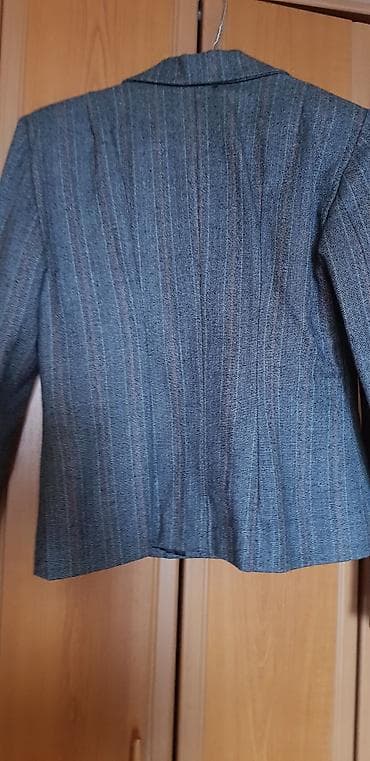 Komplet NOV suknja i blejzer od najfinijeg i vrlo kvalitetnog at lalafo.rs — 4 Komplet NOV suknja i blejzer od najfinijeg i vrlo kvalitetnog — 4