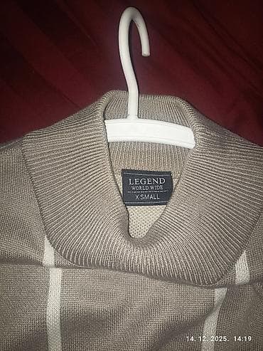 Legend World Wide džemper – veličina XS - Model: pleteni džemper sa na lalafo.rs — 2 Legend World Wide džemper – veličina XS - Model: pleteni džemper sa — 2