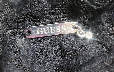 Majica brenda Guess, podmajica od crne čipke, a preko nje je pamuk sa na lalafo.rs — 3 Majica brenda Guess, podmajica od crne čipke, a preko nje je pamuk sa — 3