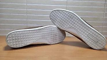 Lacoste (br.43) patike su u odličnom stanju kao što se vidi i na na lalafo.rs — 4 Lacoste (br.43) patike su u odličnom stanju kao što se vidi i na — 4