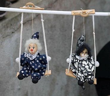 Vintage 5 ručno radjenih klovnova sa licem od porcelana. Vintage na lalafo.rs Vintage 5 ručno radjenih klovnova sa licem od porcelana. Vintage