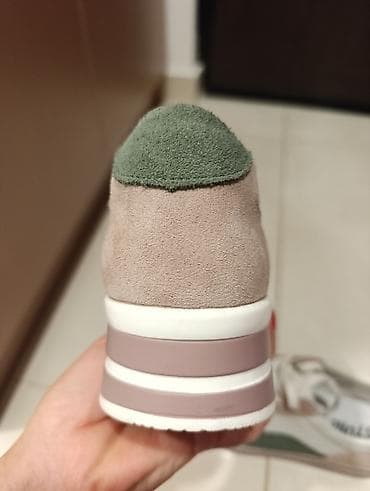 Ženske patike sa platformom - Dizajn: kombinacija bele kože sa na lalafo.rs — 5 Ženske patike sa platformom - Dizajn: kombinacija bele kože sa — 5