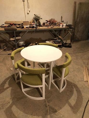 Komplet okruglog stola sa 4 stolice – kompaktan set za trpezariju ili na lalafo.rs — 4 Komplet okruglog stola sa 4 stolice – kompaktan set za trpezariju ili — 4