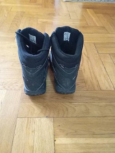 Odlicne zimske cizme marke "WalkMaxx" broj 42, nepromocive na lalafo.rs — 2 Odlicne zimske cizme marke "WalkMaxx" broj 42, nepromocive — 2
