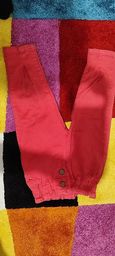 Pantalone nosene i ocuvane. Velicina 18-24 meseci na lalafo.rs — 1 Pantalone nosene i ocuvane. Velicina 18-24 meseci — 1