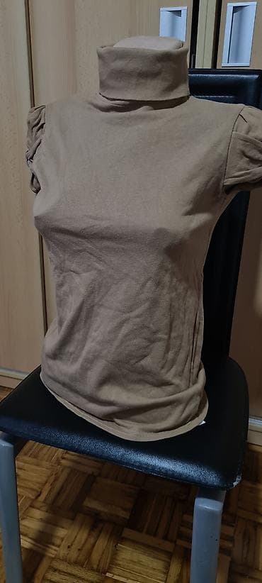 Zara rolkica. Nova bez etikete
Vel M
Tegli se na lalafo.rs — 3 Zara rolkica. Nova bez etikete
Vel M
Tegli se — 3