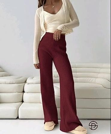 Cena 1499din
Ili 2kom 2199din
Trikotaza na lalafo.rs — 4 Cena 1499din
Ili 2kom 2199din
Trikotaza — 4