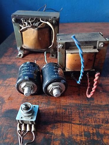 Komplet elektronskih komponenti za napajanja/audio projekte: - 2 EI na lalafo.rs Komplet elektronskih komponenti za napajanja/audio projekte: - 2 EI