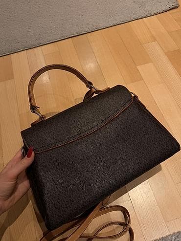 Michael Kors torba – monogram platno u tamno braon boji sa konjak na lalafo.rs — 3 Michael Kors torba – monogram platno u tamno braon boji sa konjak — 3