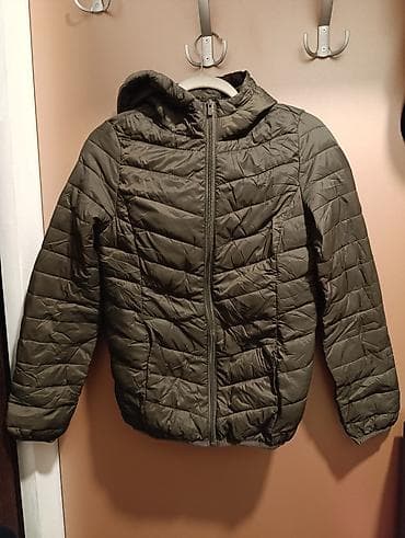 Ženska puf jakna sa kapuljačom – maslinasto zelena - Model: lagana at lalafo.rs — 8 Ženska puf jakna sa kapuljačom – maslinasto zelena - Model: lagana — 8