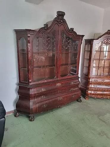 Antique Furniture: Vitrina u odlicnom stanju. Visina 230cm Dubin45cm Sirina 210cm at lalafo.rs — 1 Antique Furniture: Vitrina u odlicnom stanju. Visina 230cm Dubin45cm Sirina 210cm — 1