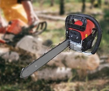 Motorna testera za seču drveta - Benzinski dvotaktni motor, pogodan na lalafo.rs Motorna testera za seču drveta - Benzinski dvotaktni motor, pogodan