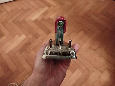 Irons: Mala dekorativna ukrasna pegla at lalafo.rs — 5 Irons: Mala dekorativna ukrasna pegla — 5