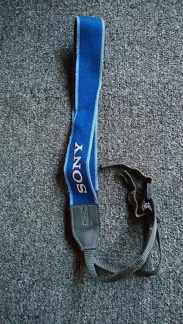 Sony torba za aparat nova 2000din. i rezerni kaiš ide uz torbicu na lalafo.rs — 10 Sony torba za aparat nova 2000din. i rezerni kaiš ide uz torbicu — 10