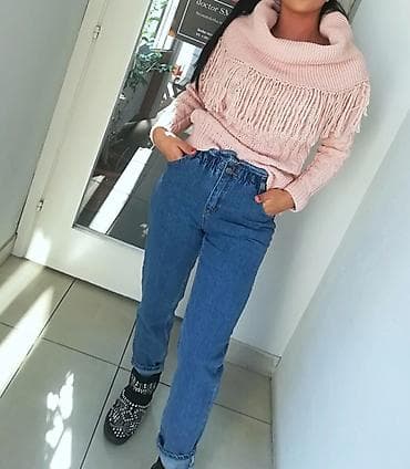 Ženski pleteni džemper u puder roze boji sa dekorativnim resama. - na lalafo.rs — 5 Ženski pleteni džemper u puder roze boji sa dekorativnim resama. - — 5