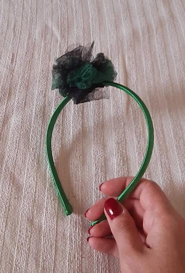 Zelena satenska rajf-traka sa cvetom od tila - Elegantan rajf obložen na lalafo.rs — 2 Zelena satenska rajf-traka sa cvetom od tila - Elegantan rajf obložen — 2