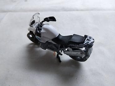 Siku motor BMW Police oko 1:24(6,5 cm.) ocuvan na lalafo.rs — 3 Siku motor BMW Police oko 1:24(6,5 cm.) ocuvan — 3