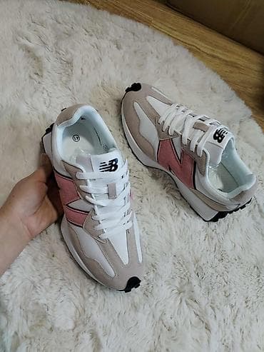 👑Broj 36-39-40
✅Cena 2999 din na lalafo.rs — 4 👑Broj 36-39-40
✅Cena 2999 din — 4