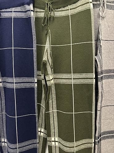 Ženske široke pantalone sa karo šarom - Model: ravna, široka na lalafo.rs — 2 Ženske široke pantalone sa karo šarom - Model: ravna, široka — 2