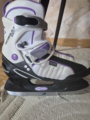 Ice skating equipment: NOVE klizaljke- Hy Skate
Velicina 39 at lalafo.rs — 2 Ice skating equipment: NOVE klizaljke- Hy Skate
Velicina 39 — 2