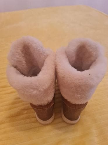 Patike zimske kao nove. bez ostecenja. br. 38. 24cm. pretople i na lalafo.rs — 5 Patike zimske kao nove. bez ostecenja. br. 38. 24cm. pretople i — 5