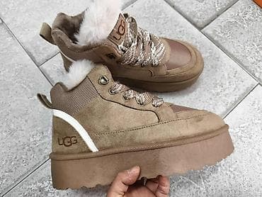 UGG ženske zimske patike/čizme sa platformom - Model: mid-cut patike na lalafo.rs — 3 UGG ženske zimske patike/čizme sa platformom - Model: mid-cut patike — 3