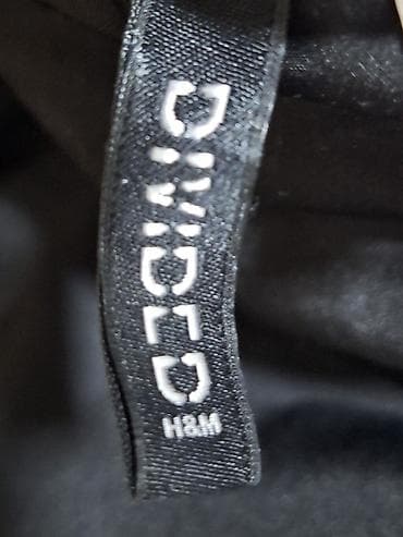 H&M Divided – crna pufnasta jakna - Model: klasična puffer jakna na lalafo.rs — 4 H&M Divided – crna pufnasta jakna - Model: klasična puffer jakna — 4