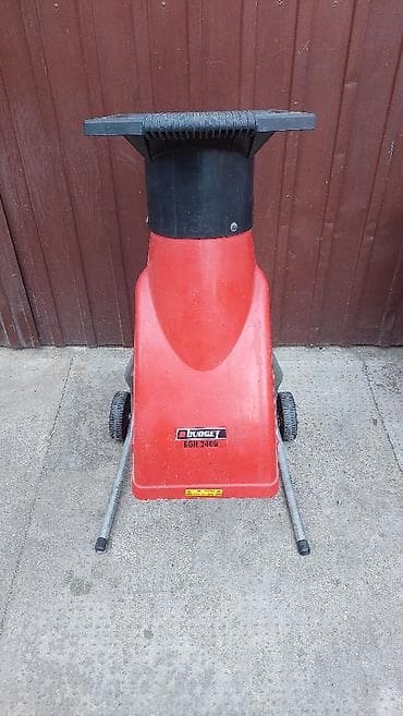 Drobilica/ Sečka za grane 2400 W - Sečka/drobilica za grane donečena na lalafo.rs Drobilica/ Sečka za grane 2400 W - Sečka/drobilica za grane donečena